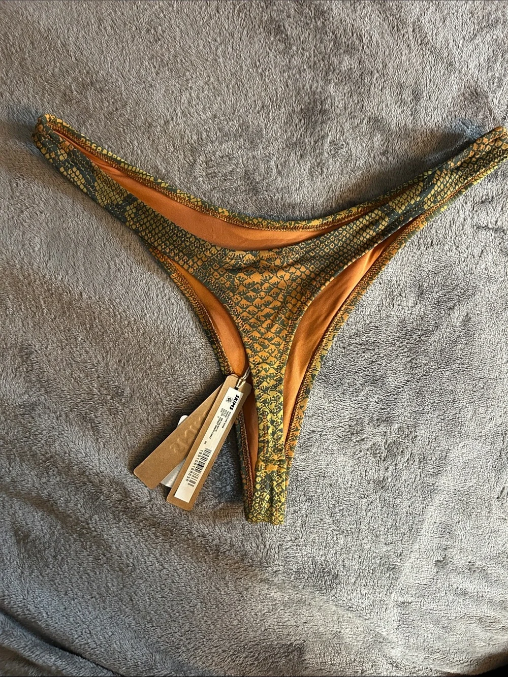 SKIMS-Signature Swim THONG BIKINI BOTTOM (Small)